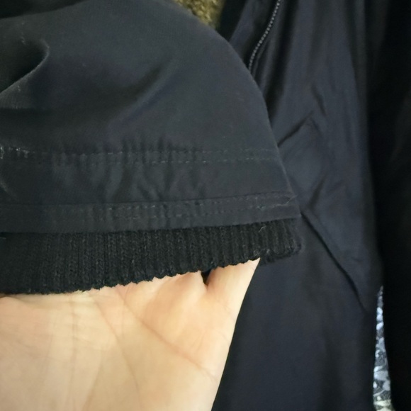 Babaton Black Ski Jacket with Fur Trim Aritzia medium like new - Picture 10 of 17